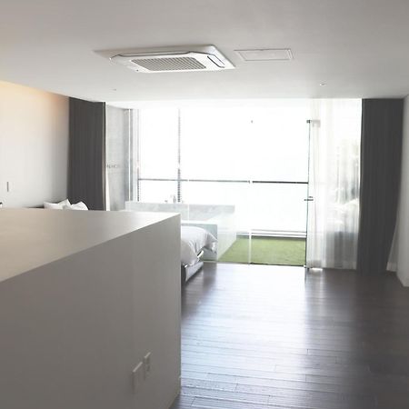 Acc Design Hotel Gwangju Metropolitan City Εξωτερικό φωτογραφία
