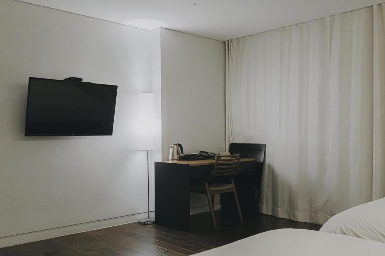 Acc Design Hotel Gwangju Metropolitan City Εξωτερικό φωτογραφία