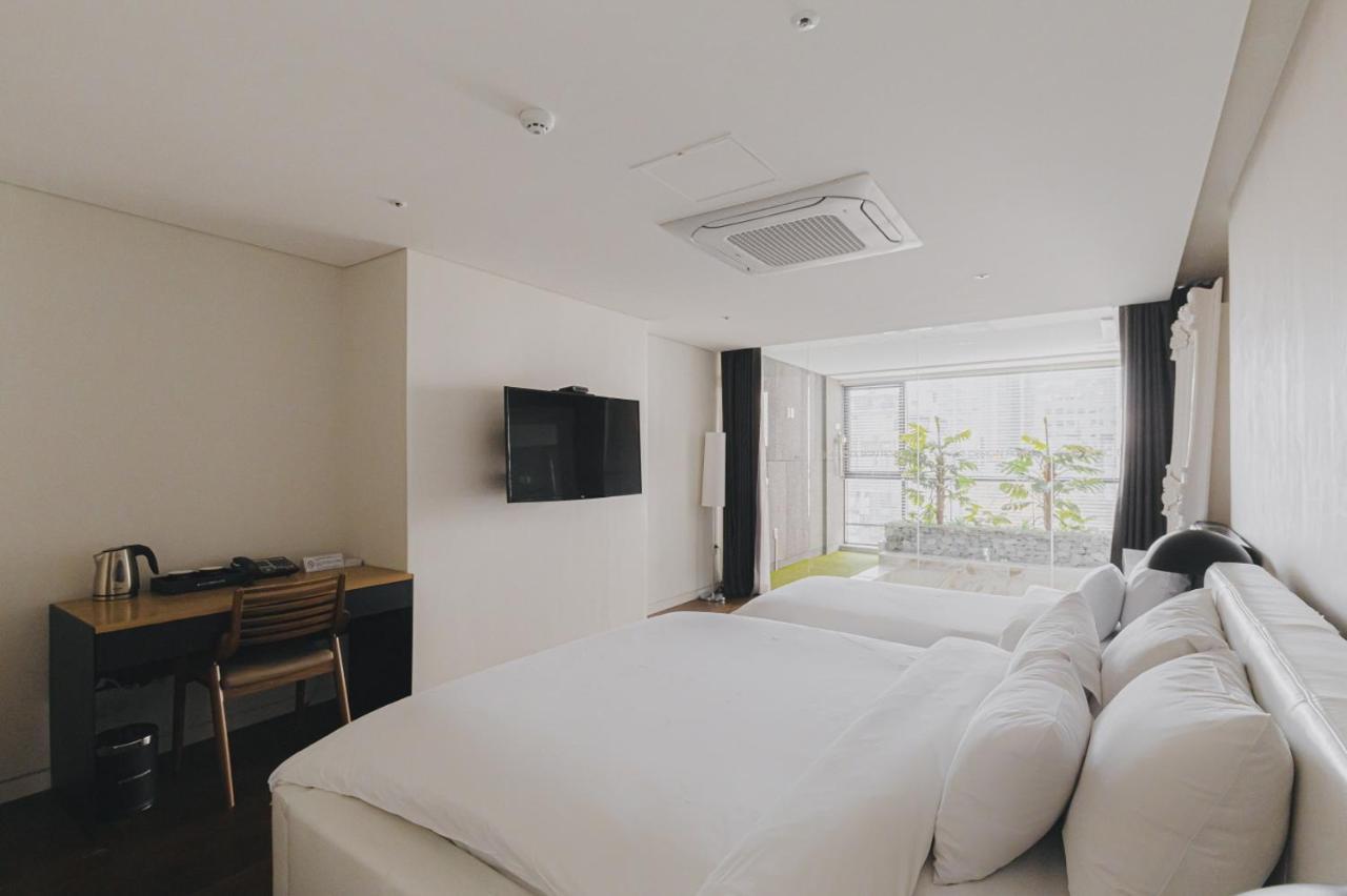 Acc Design Hotel Gwangju Metropolitan City Εξωτερικό φωτογραφία