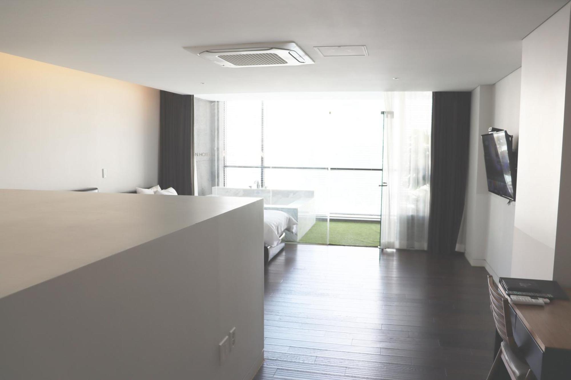 Acc Design Hotel Gwangju Metropolitan City Εξωτερικό φωτογραφία